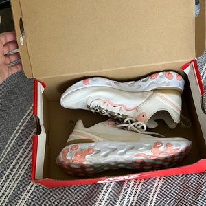 Nike react element 55